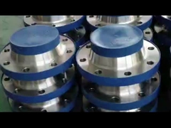 شفة التيتانيوم