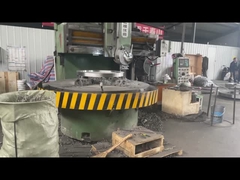 شفة التيتانيوم