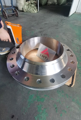 سعر جيد GR7 ASME B16.5 شفة مزورة برقبة ملحومة الانزلاق على نوع المكفوفين الانترنت